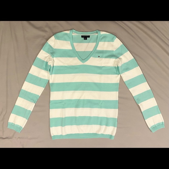 Tommy Hilfiger Heritage V-Neck Pullover Sweater - Picture 2 of 6